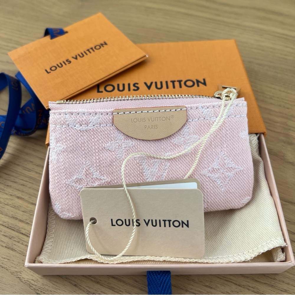 💗 Louis Vuitton PINK DENIM Monogram Key Pouch | LIMITED Sold Out Online